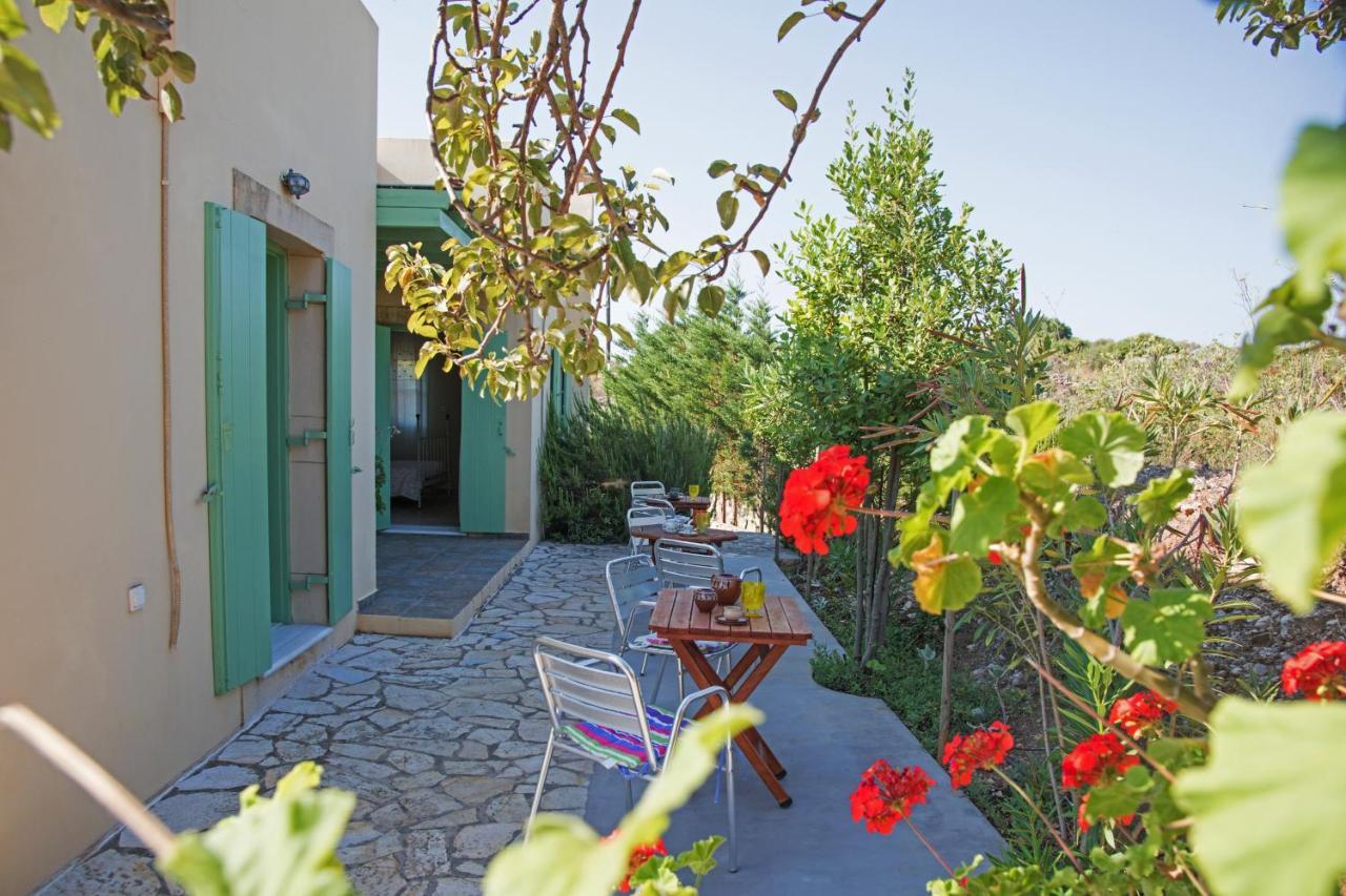 Anemohadi Apartments Kastrisianika Buitenkant foto